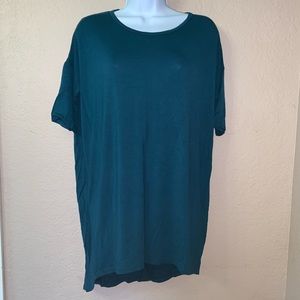 LuLaRoe Irma Tunic